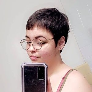 Meet your Posher, Savannah